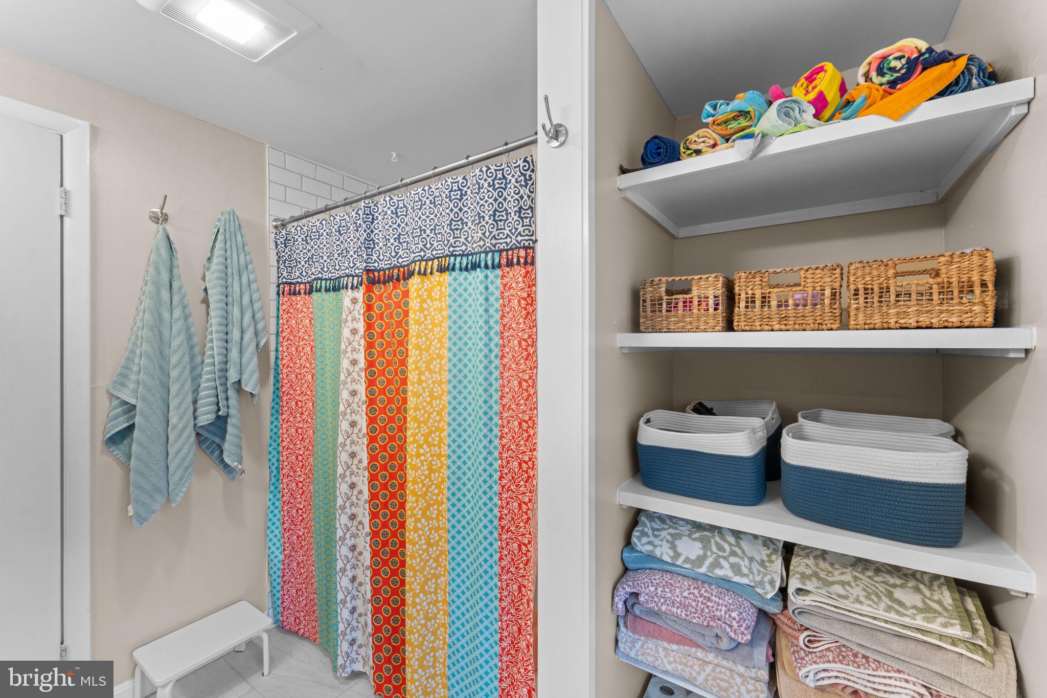 HICKORY RIDGE - Residential