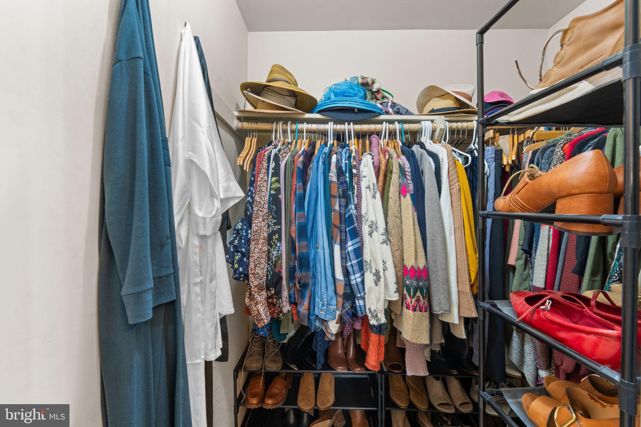 HICKORY RIDGE - Residential