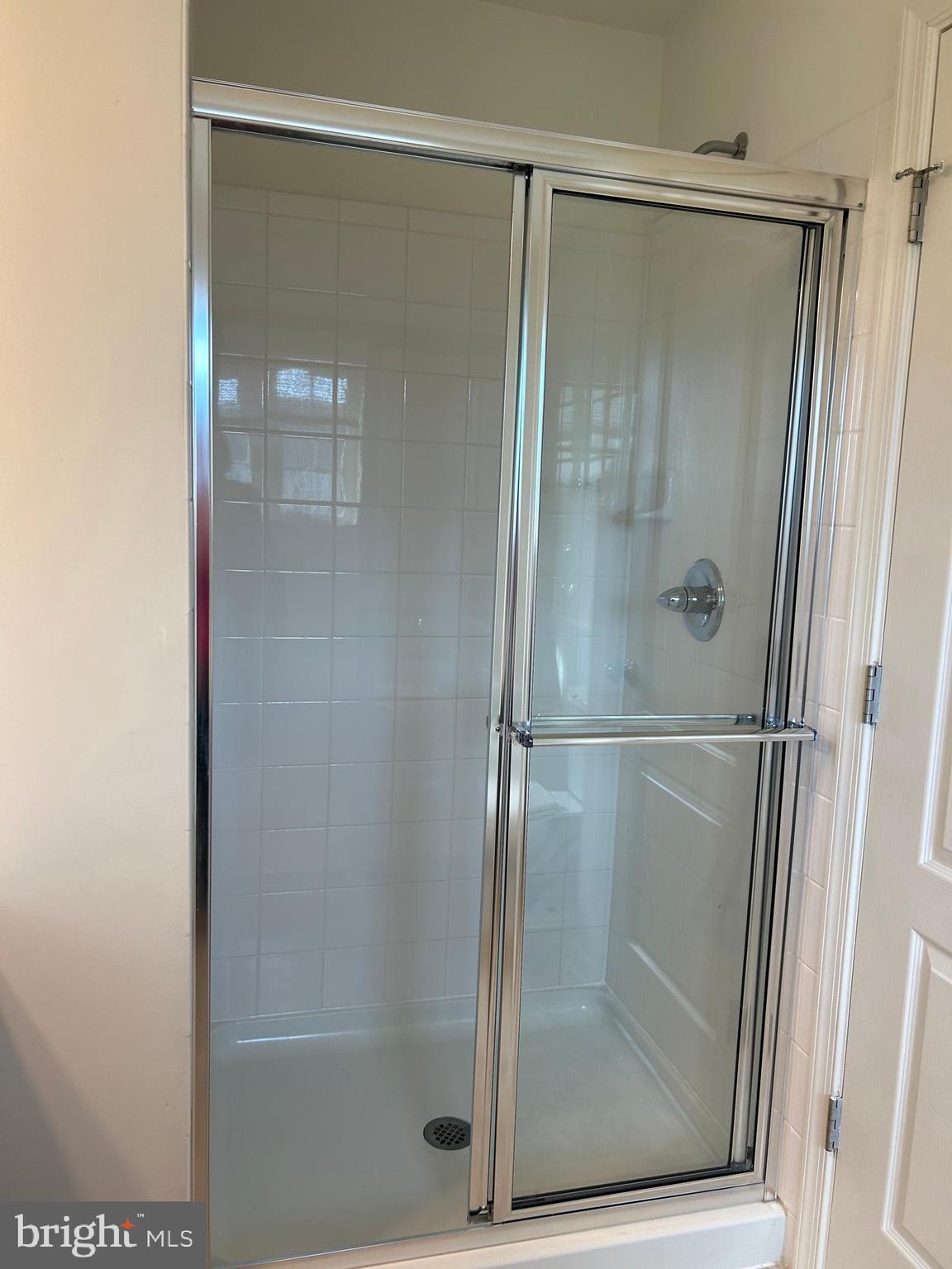 BRIAR RUN - Residential Lease