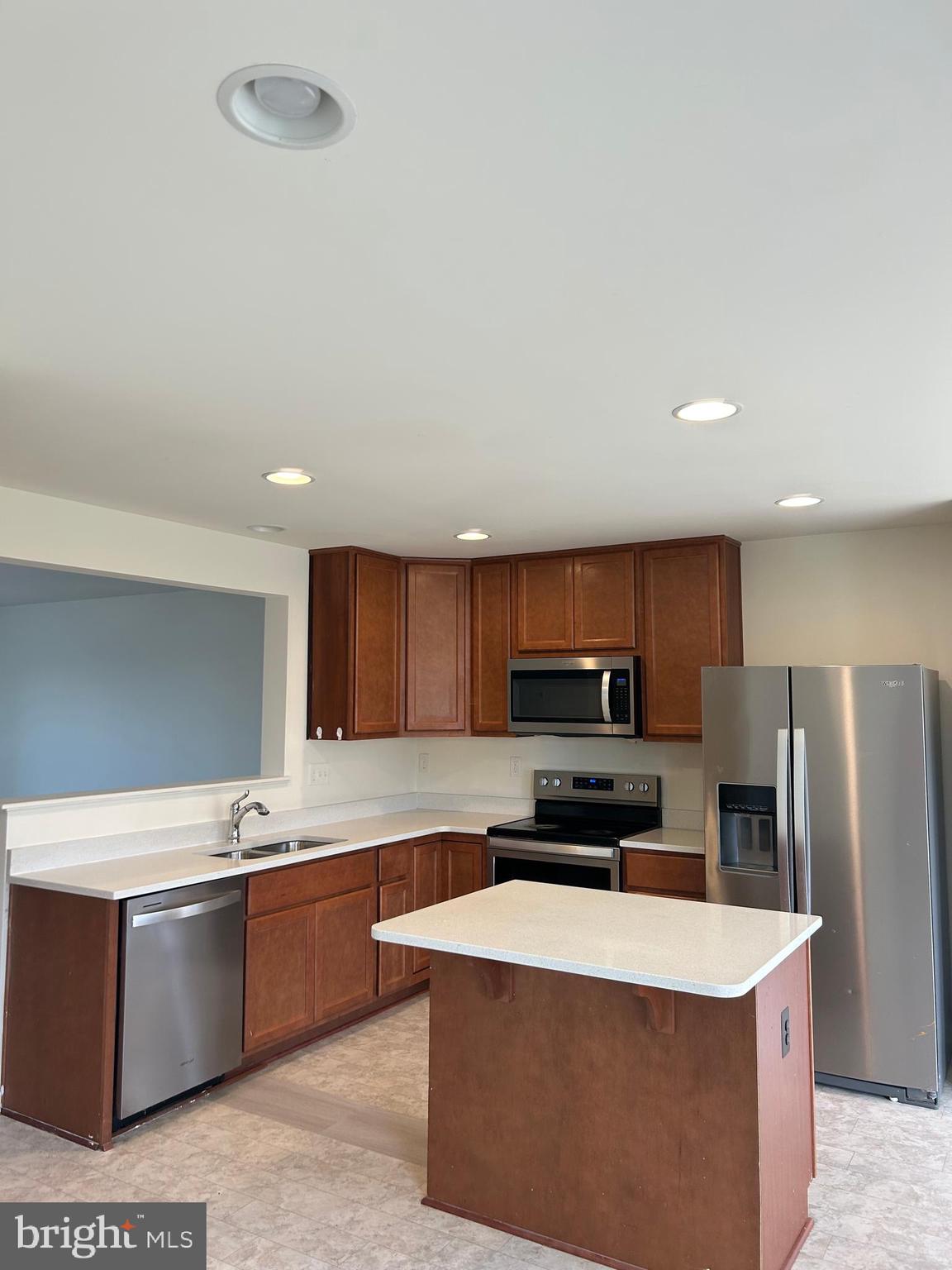 BRIAR RUN - Residential Lease