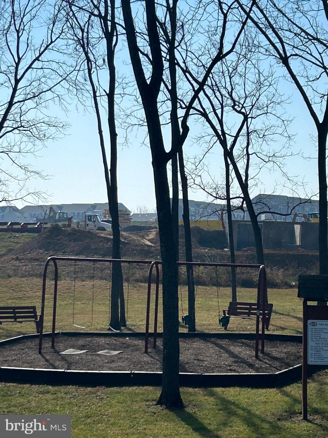 BRIAR RUN - Residential Lease