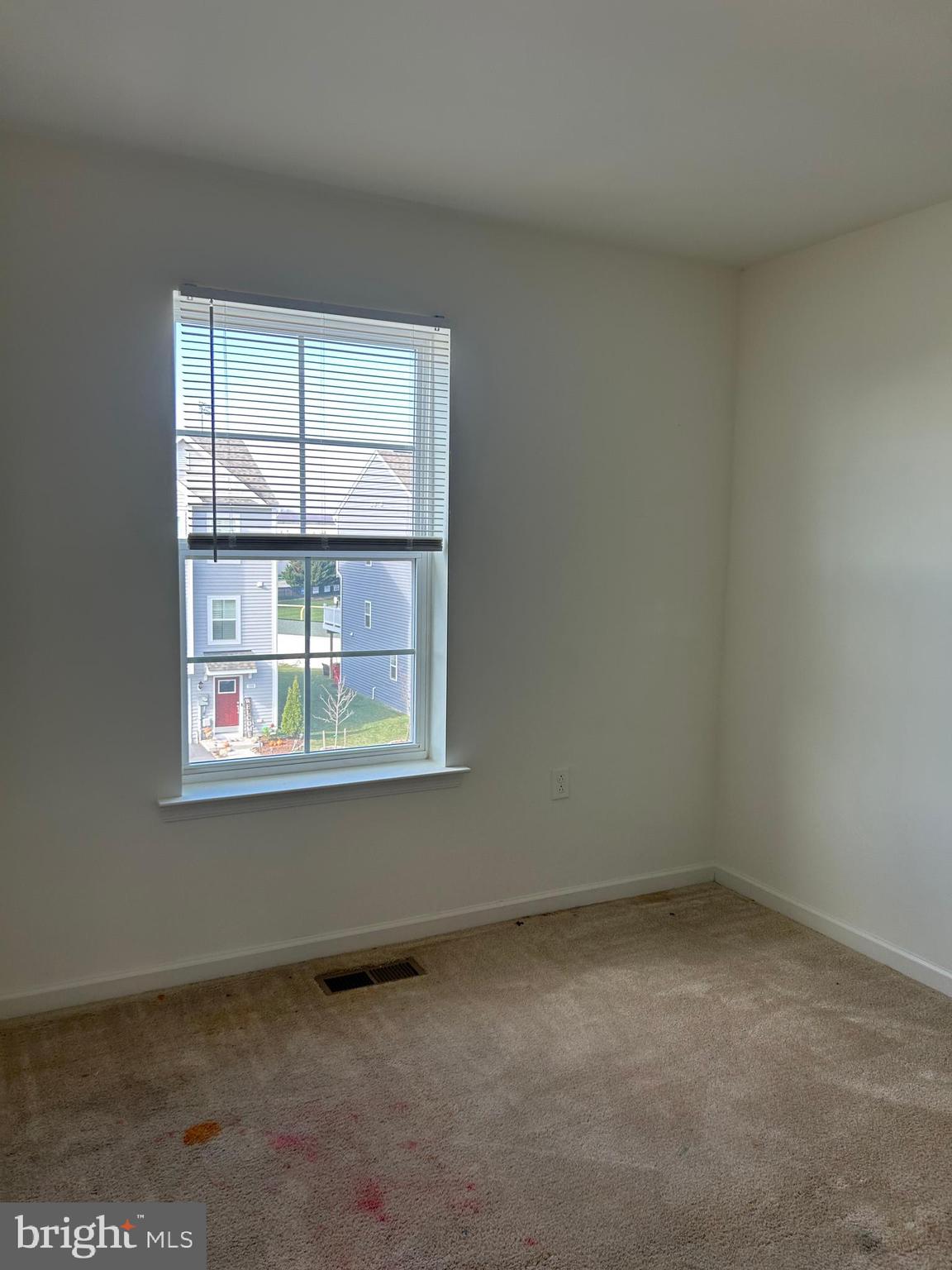 BRIAR RUN - Residential Lease