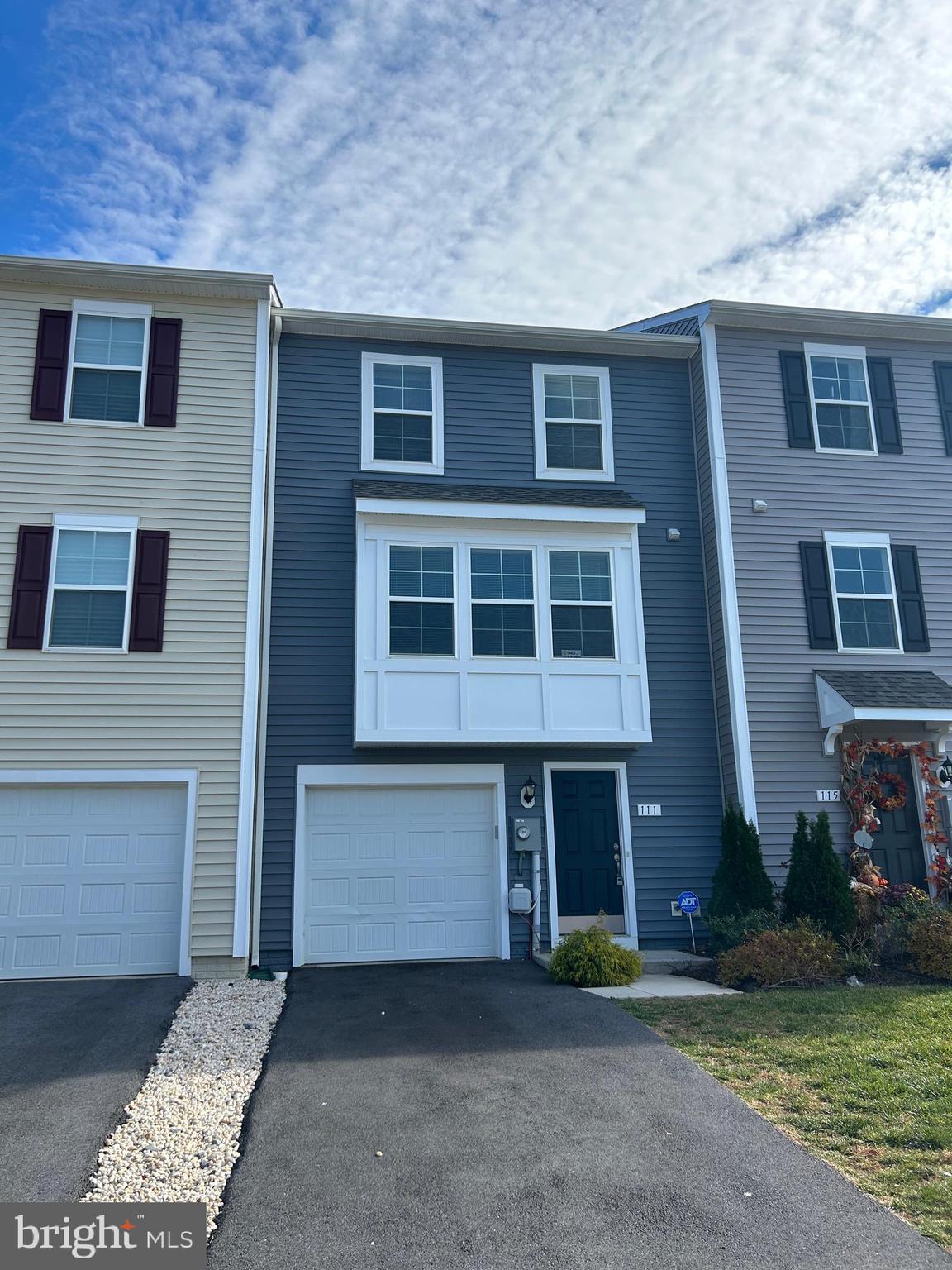 BRIAR RUN - Residential Lease