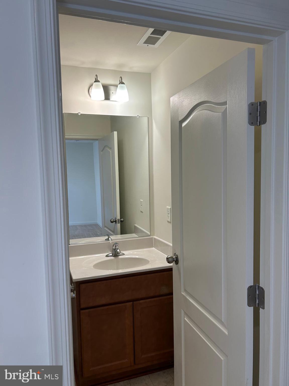 BRIAR RUN - Residential Lease