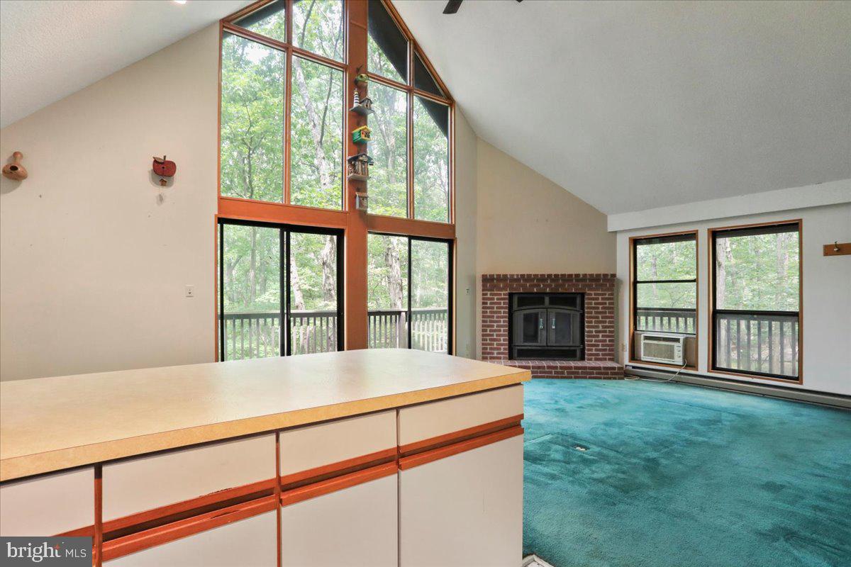 THE WOODS - Residential