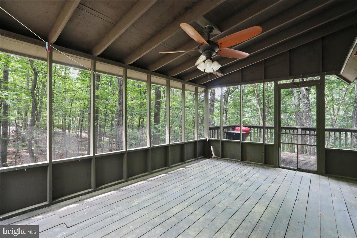 THE WOODS - Residential