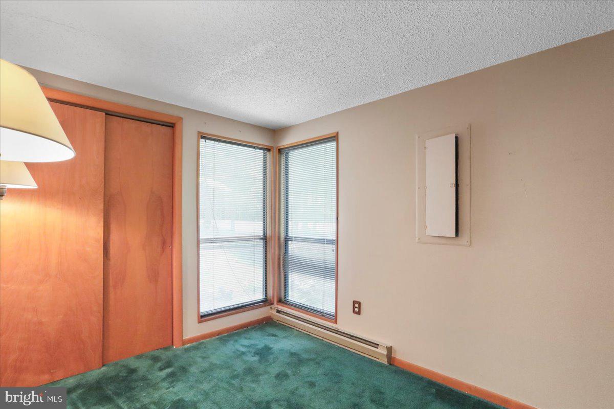 THE WOODS - Residential