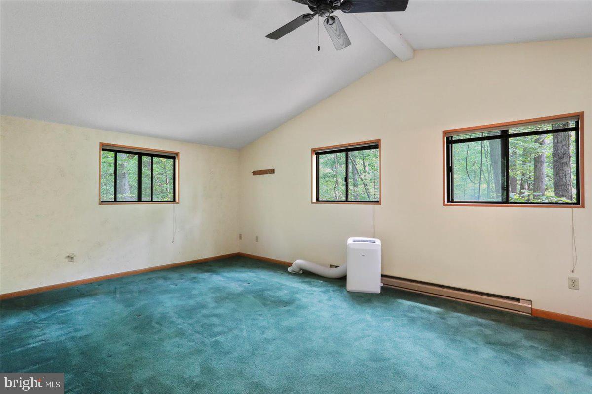 THE WOODS - Residential