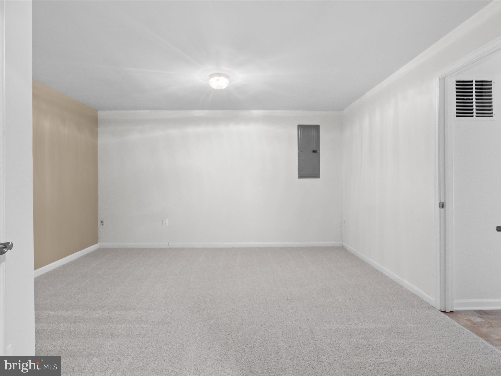 VILLAGE AT LORTON VALLEY - Residential