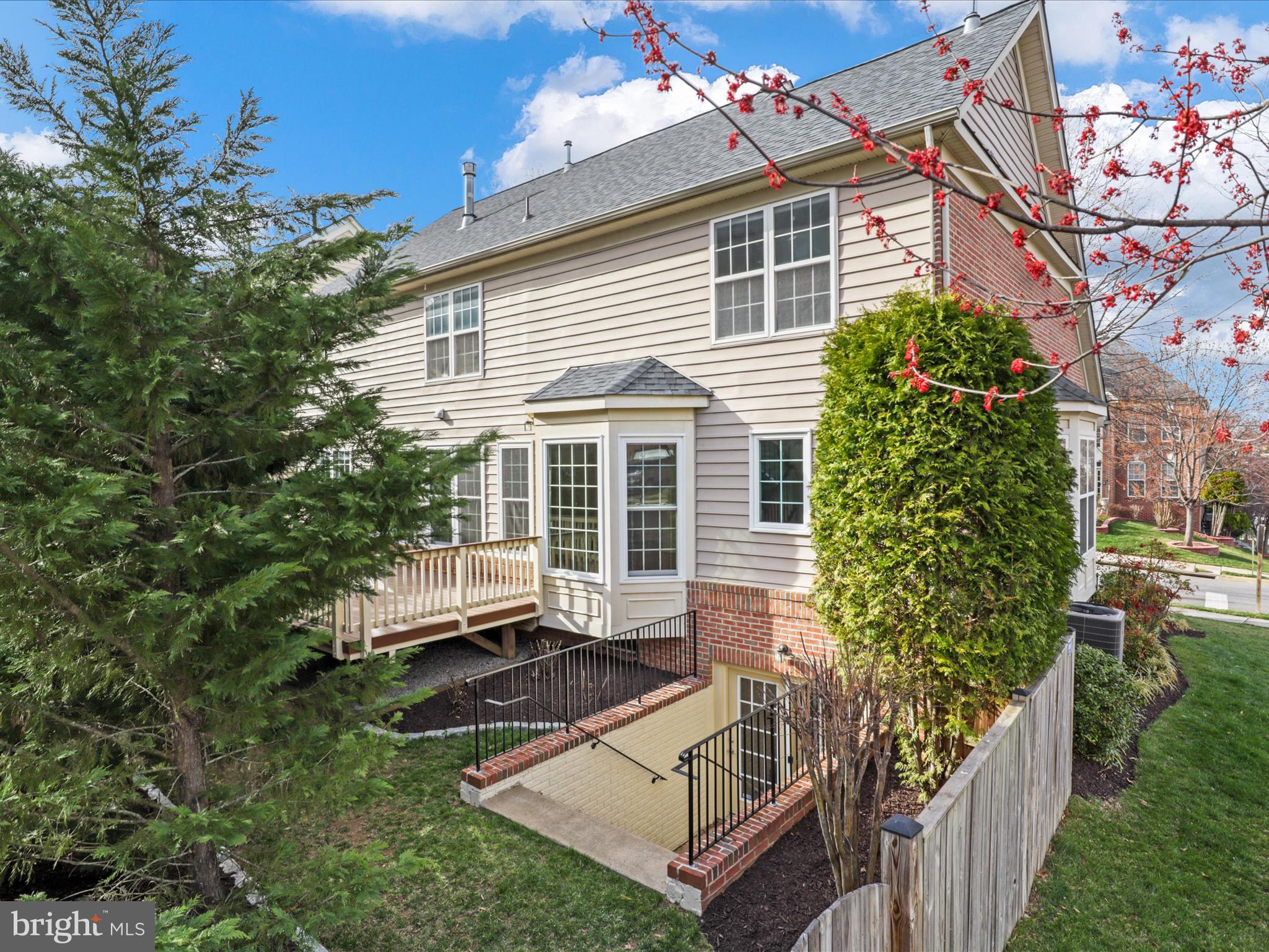 VILLAGE AT LORTON VALLEY - Residential