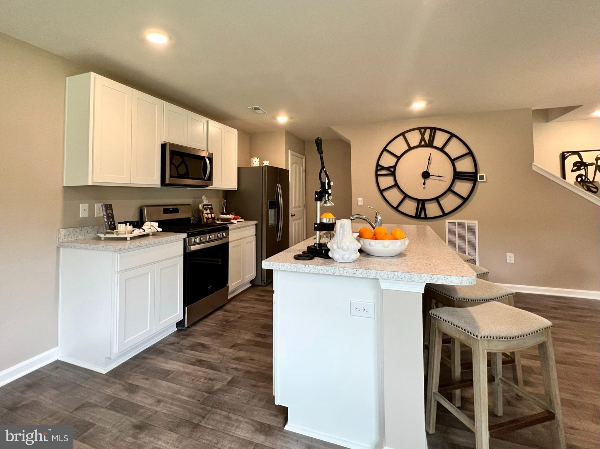 SOUTHERN FLDS - Residential