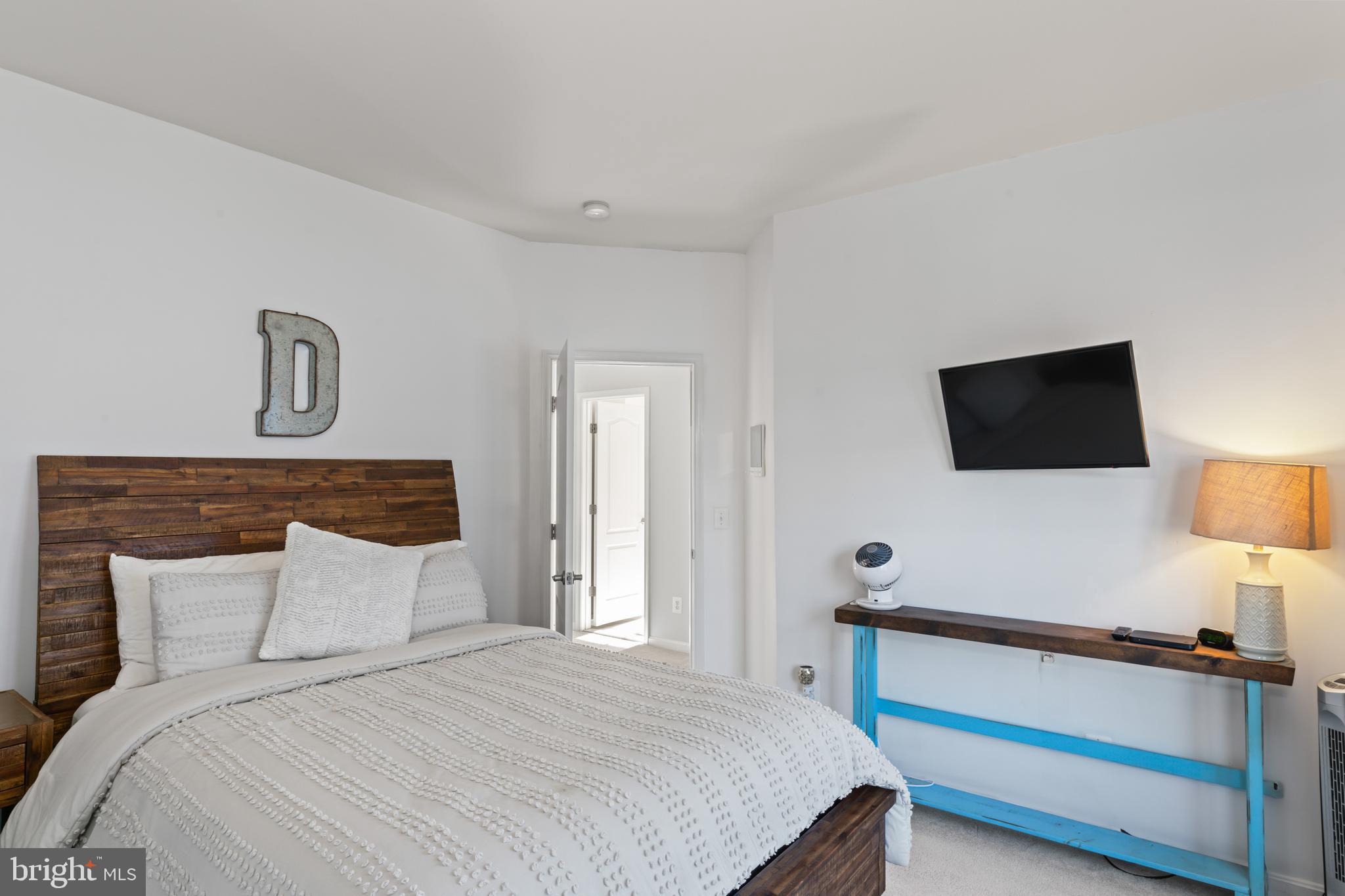 NEW BRISTOW VILLAGE - Residential