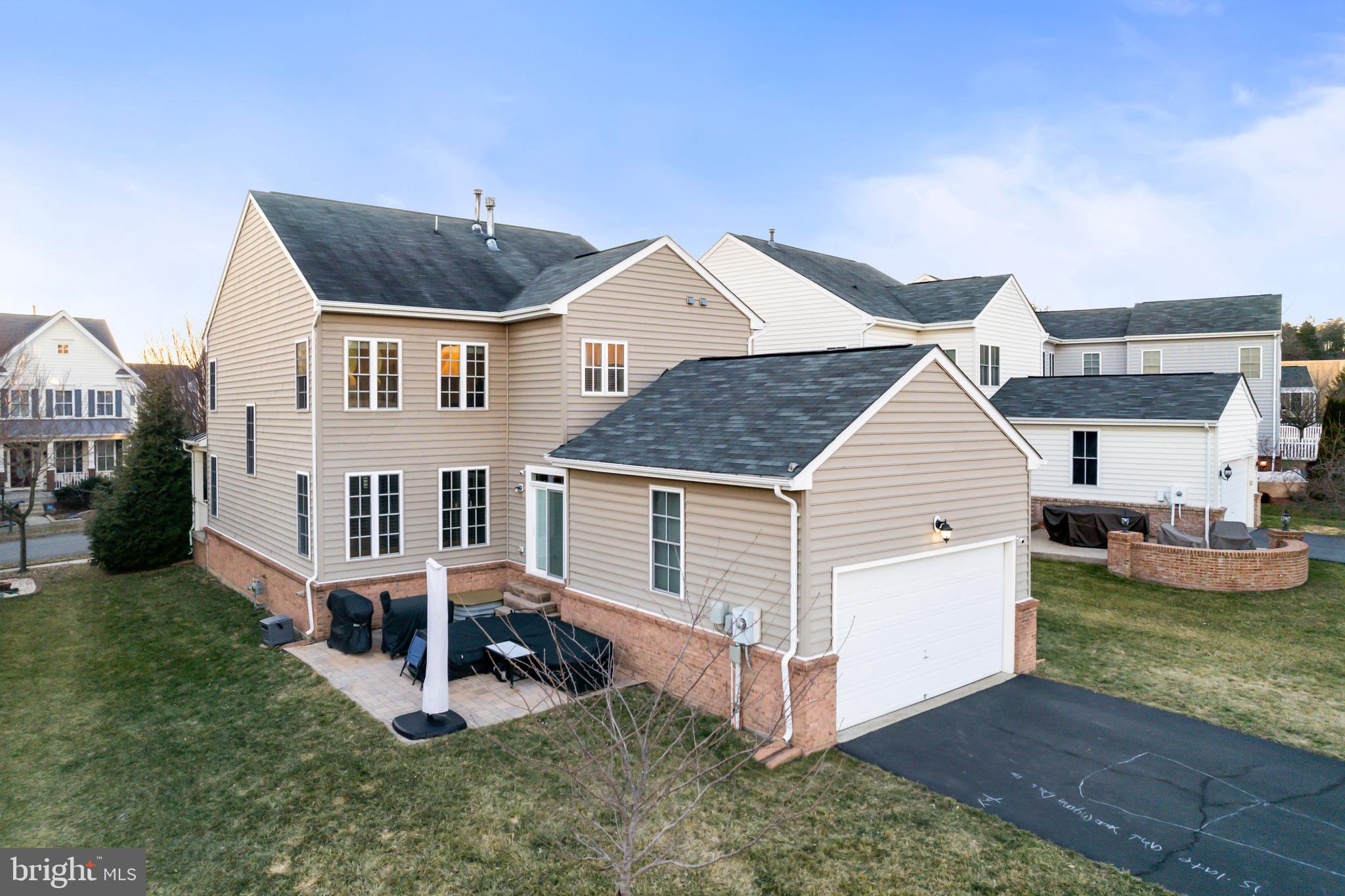 NEW BRISTOW VILLAGE - Residential