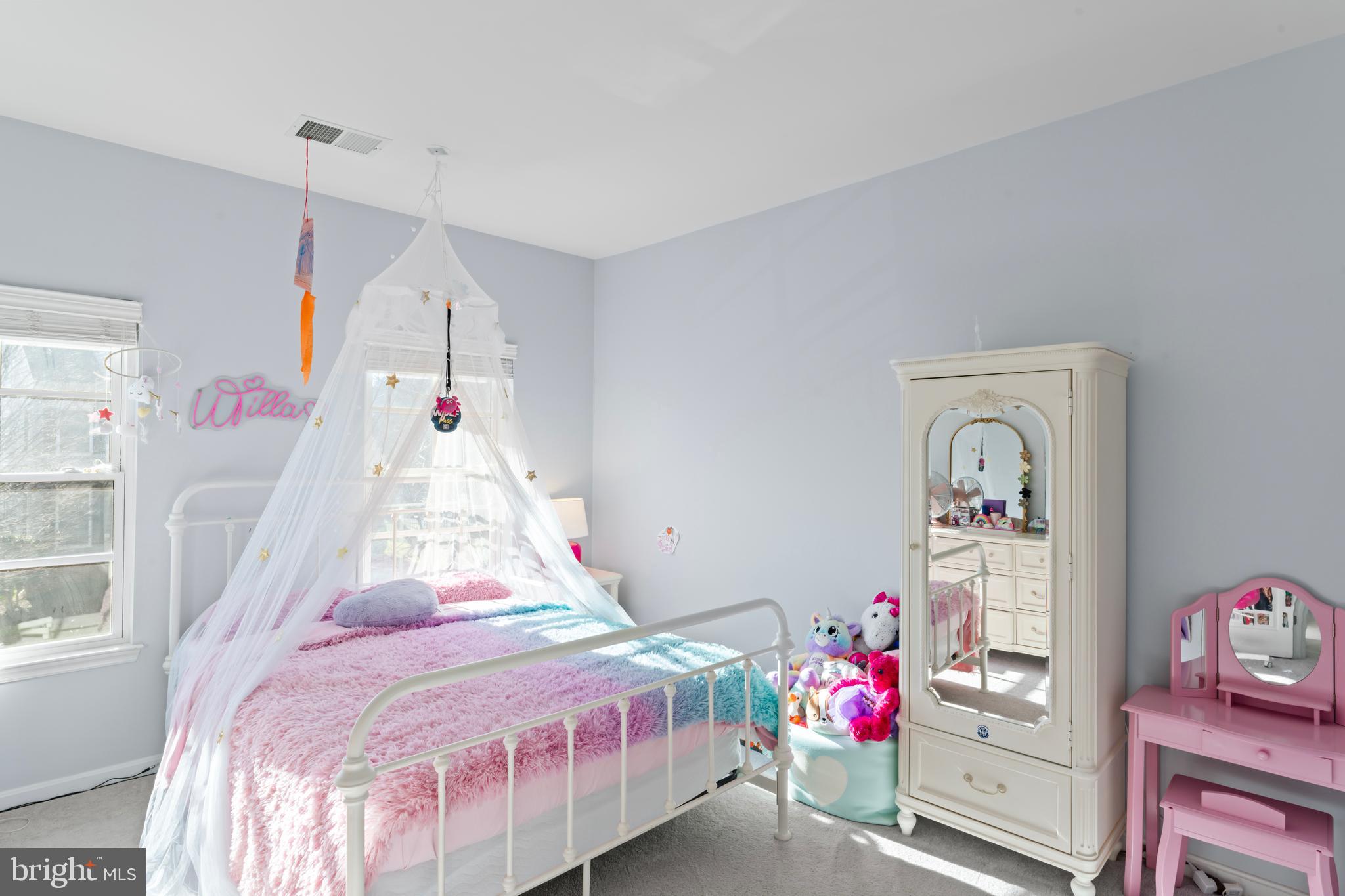 NEW BRISTOW VILLAGE - Residential