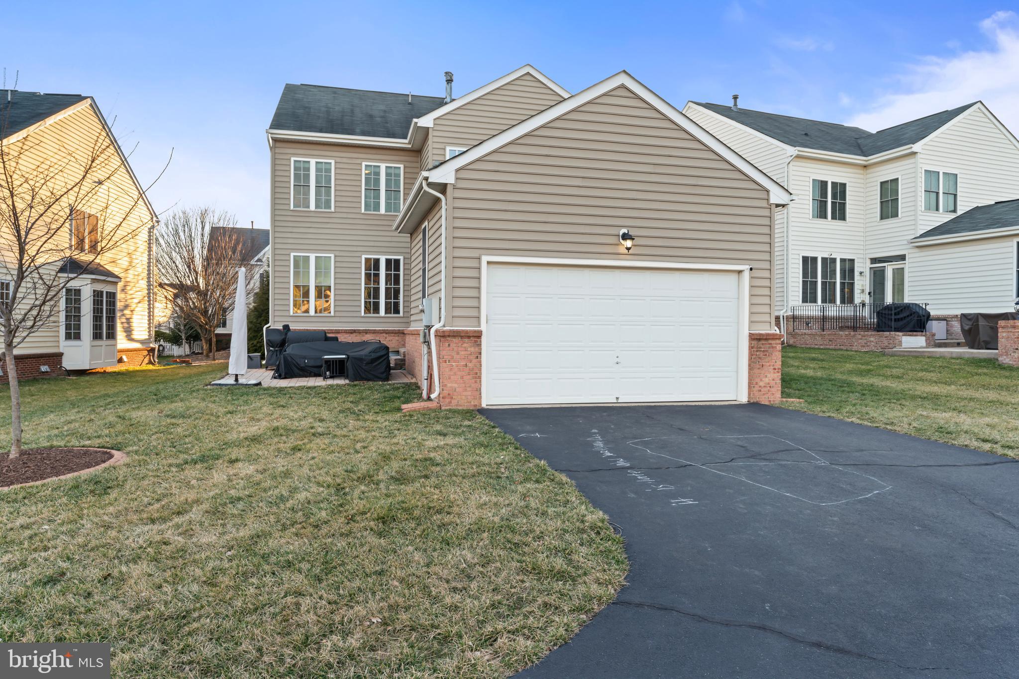 NEW BRISTOW VILLAGE - Residential