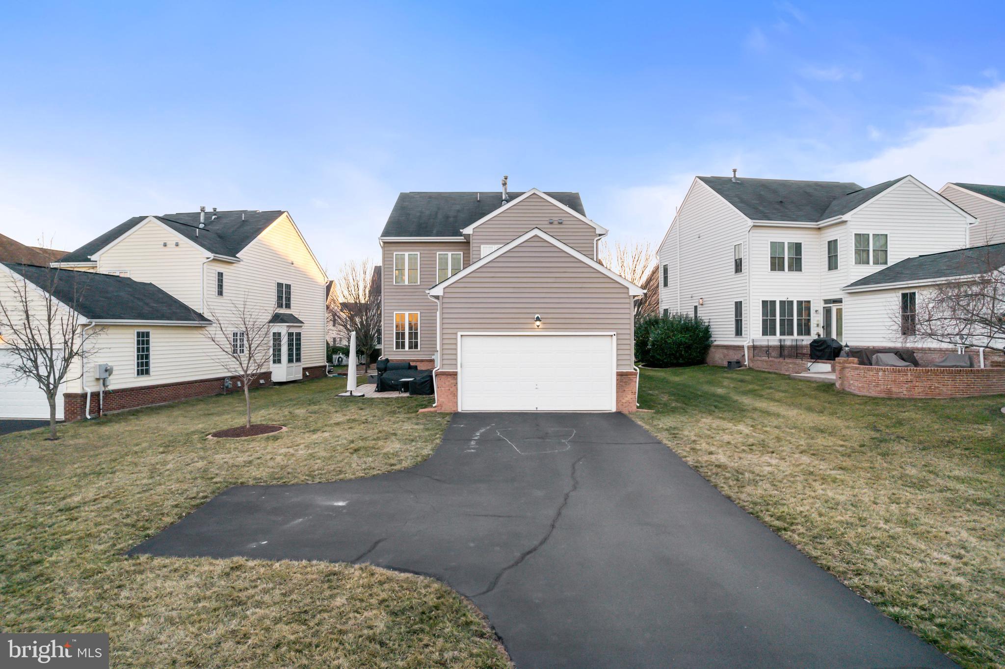 NEW BRISTOW VILLAGE - Residential