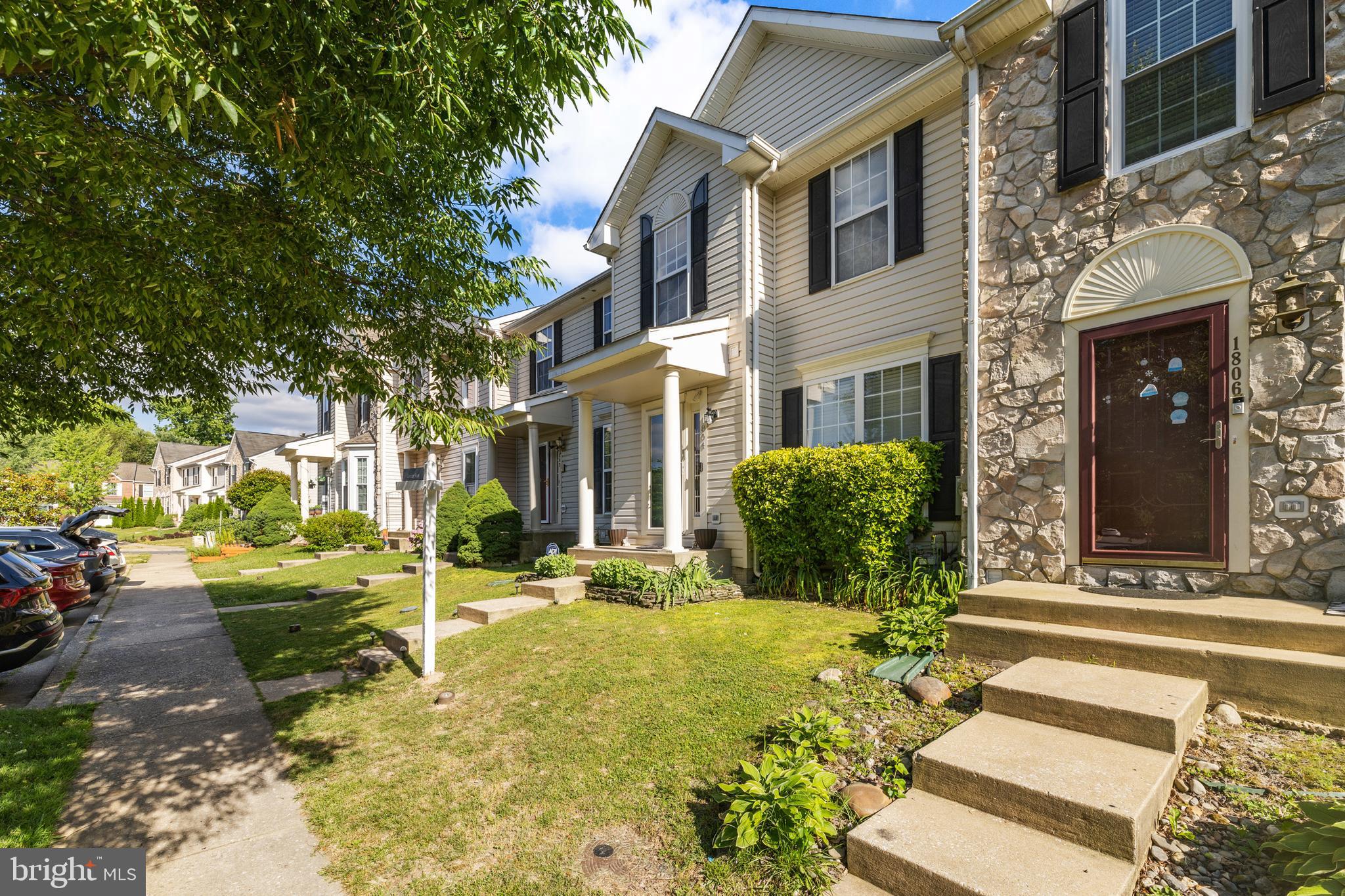 SEVEN OAKS - Residential