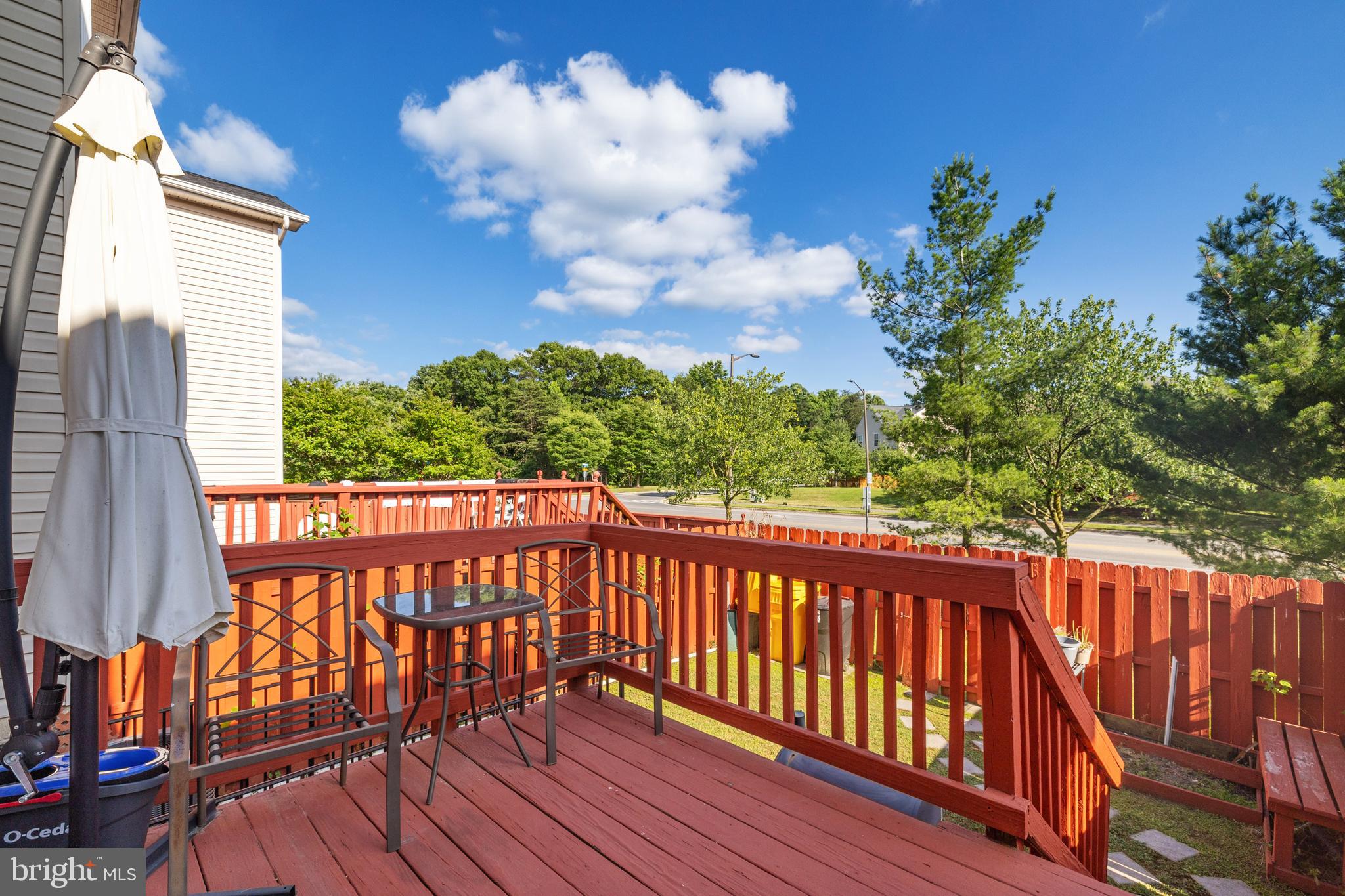 SEVEN OAKS - Residential