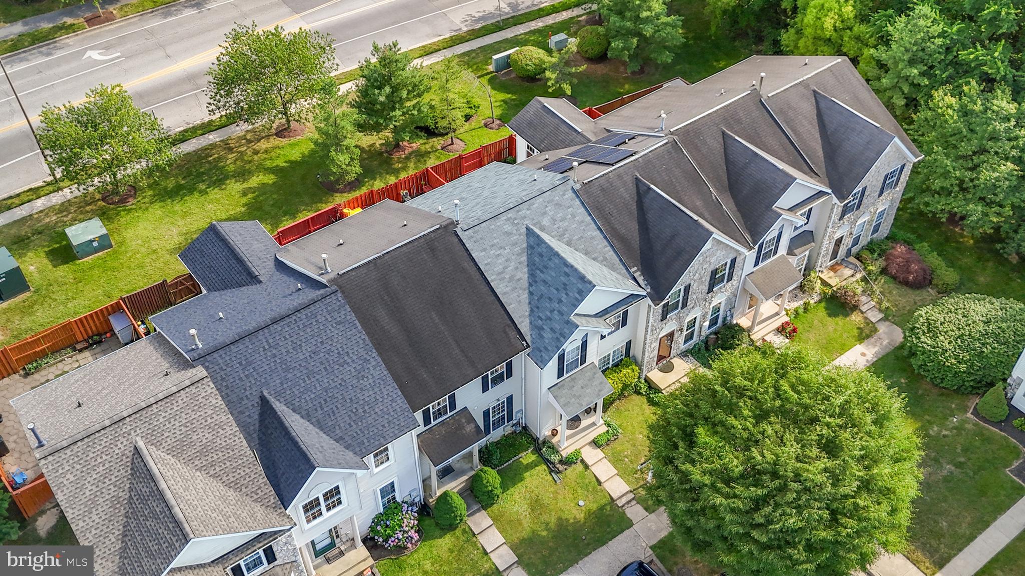 SEVEN OAKS - Residential