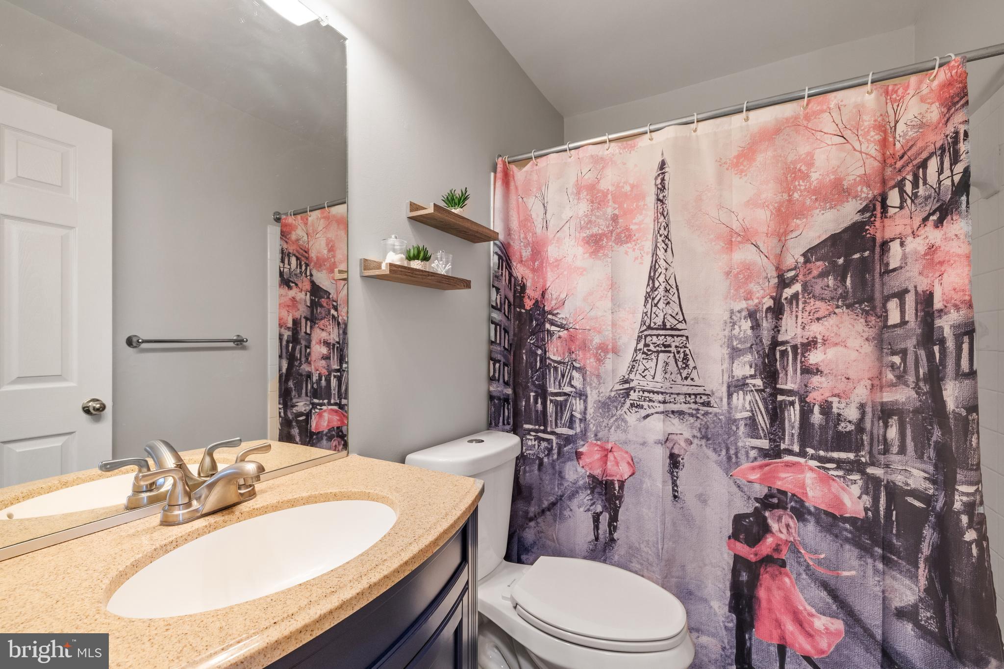 SEVEN OAKS - Residential