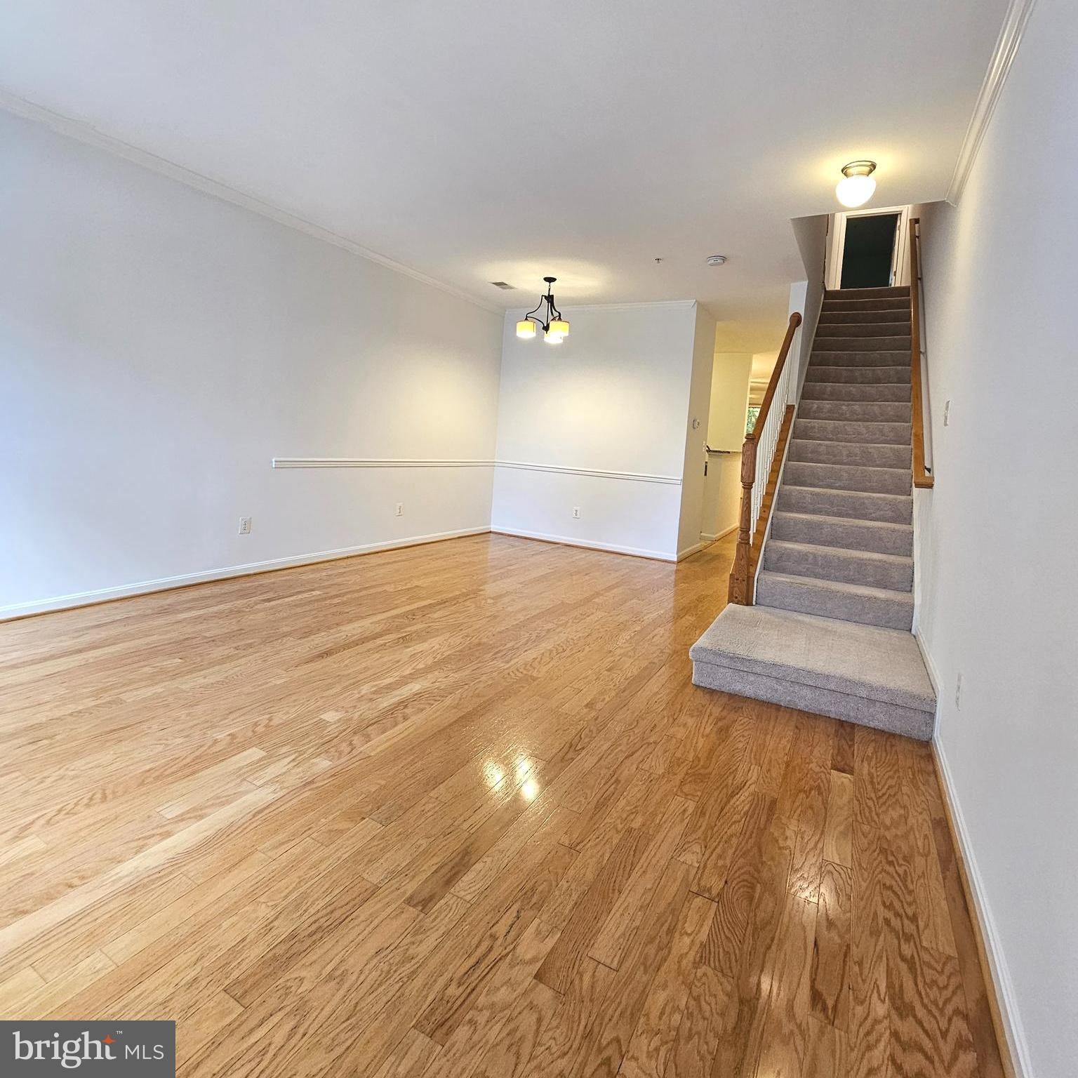 2665 MANHATTAN PLACE 104