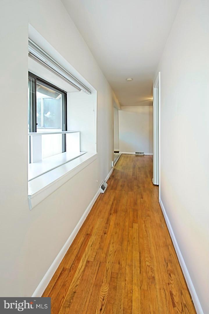 ADDISON HEIGHTS - Residential Lease