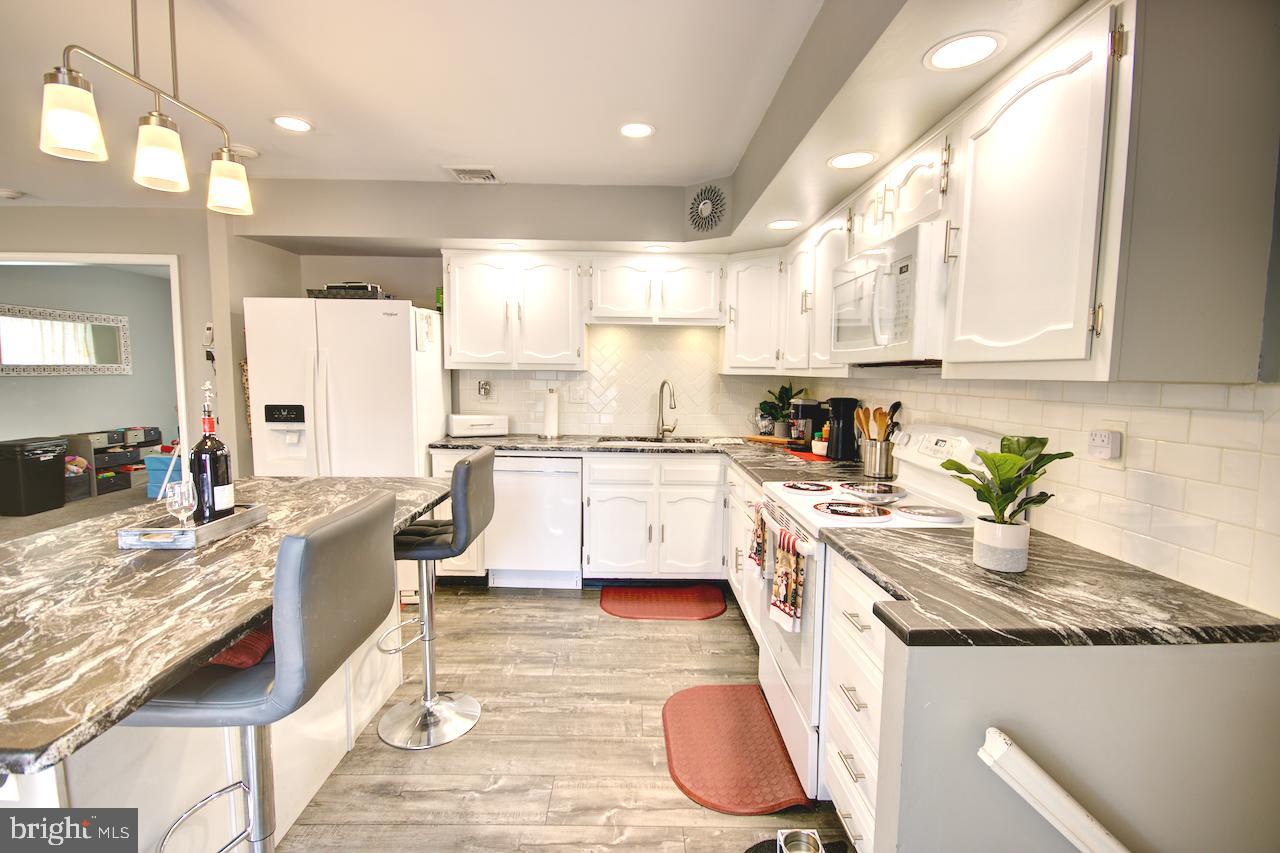 WILLOW GREENE NO - Residential