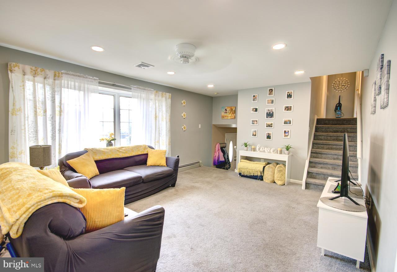 WILLOW GREENE NO - Residential