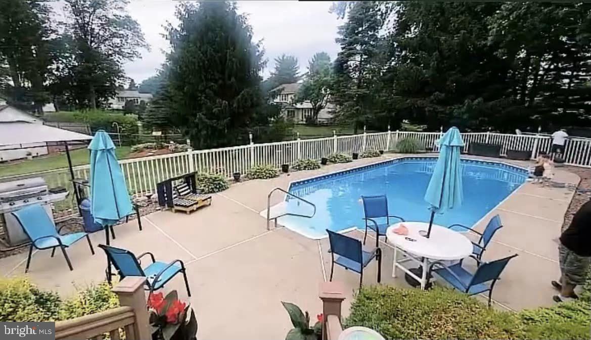 WILLOW GREENE NO - Residential