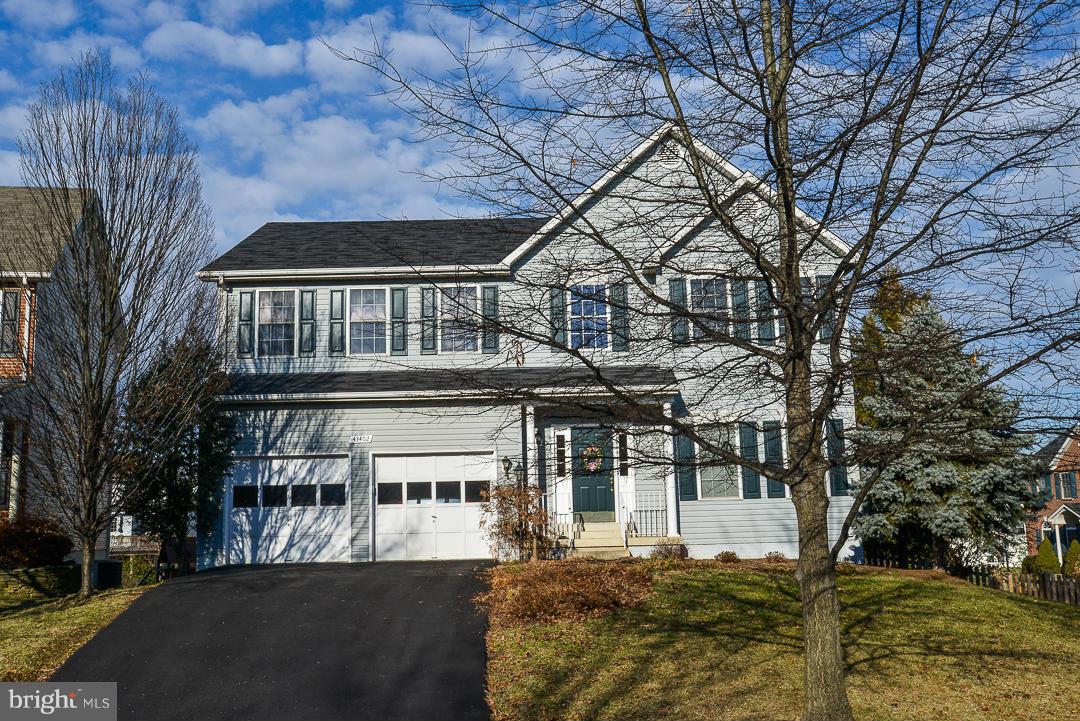 ASHBURN FARM - Residential