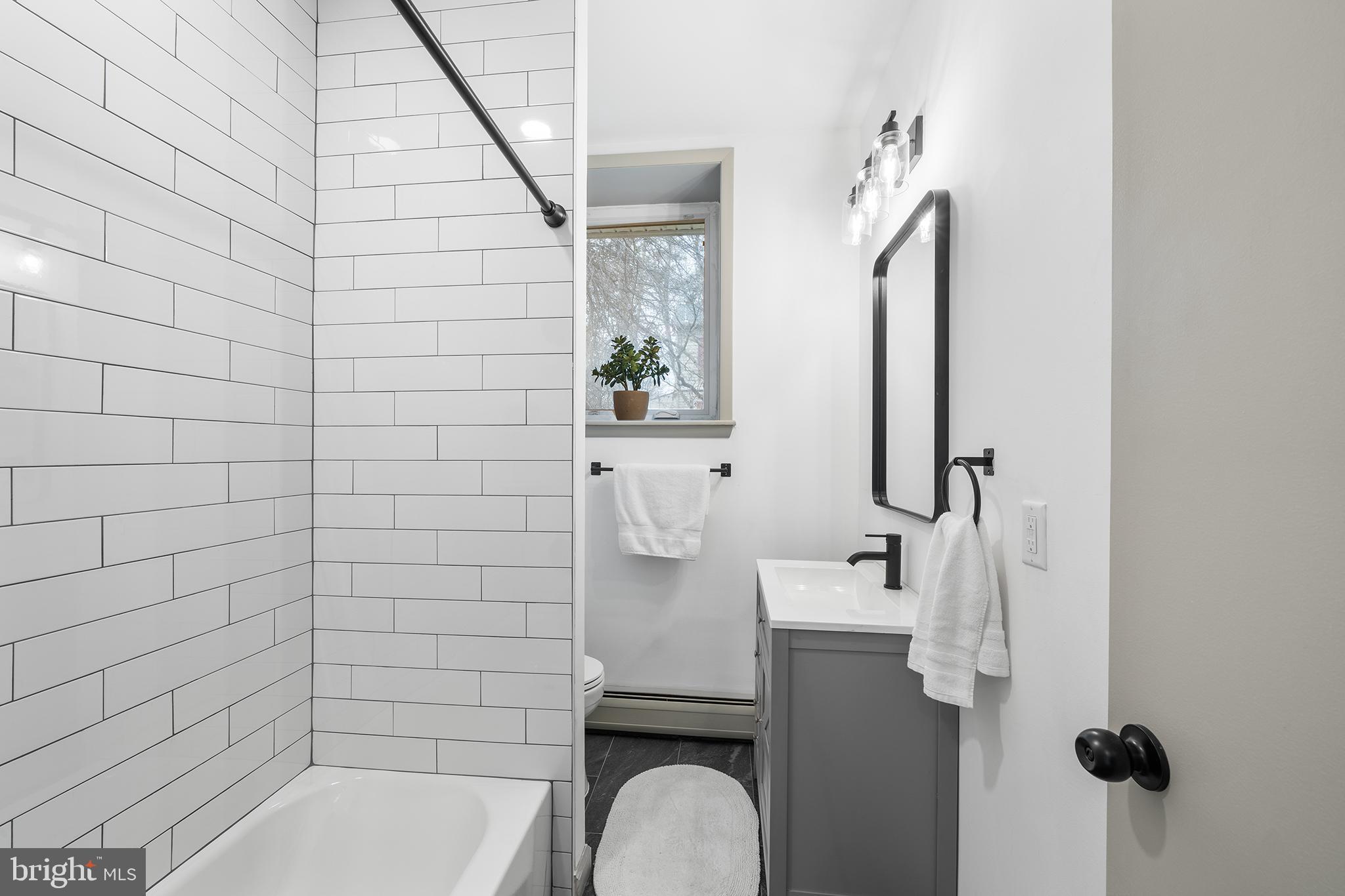 CHELTENHAM - Residential