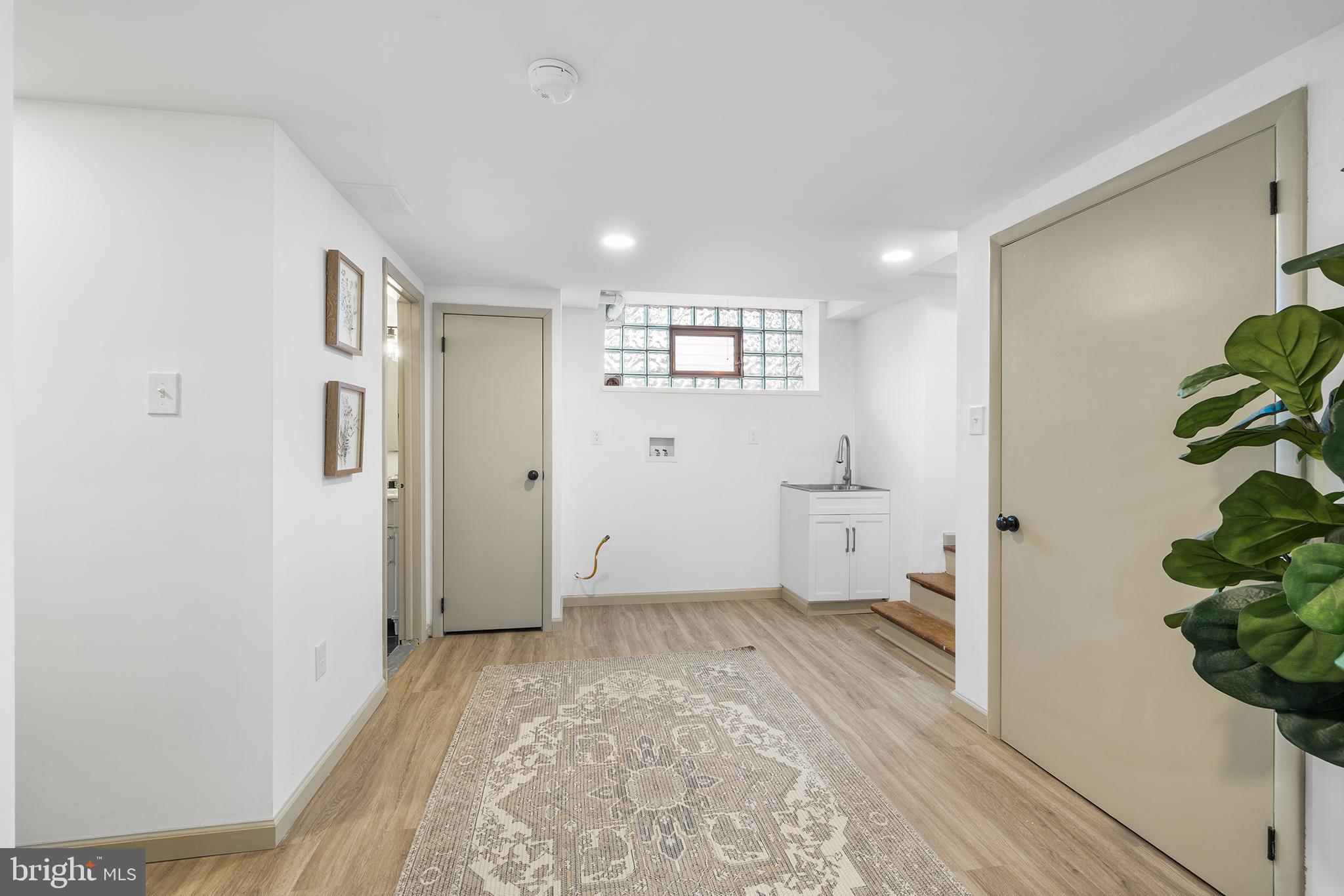 CHELTENHAM - Residential