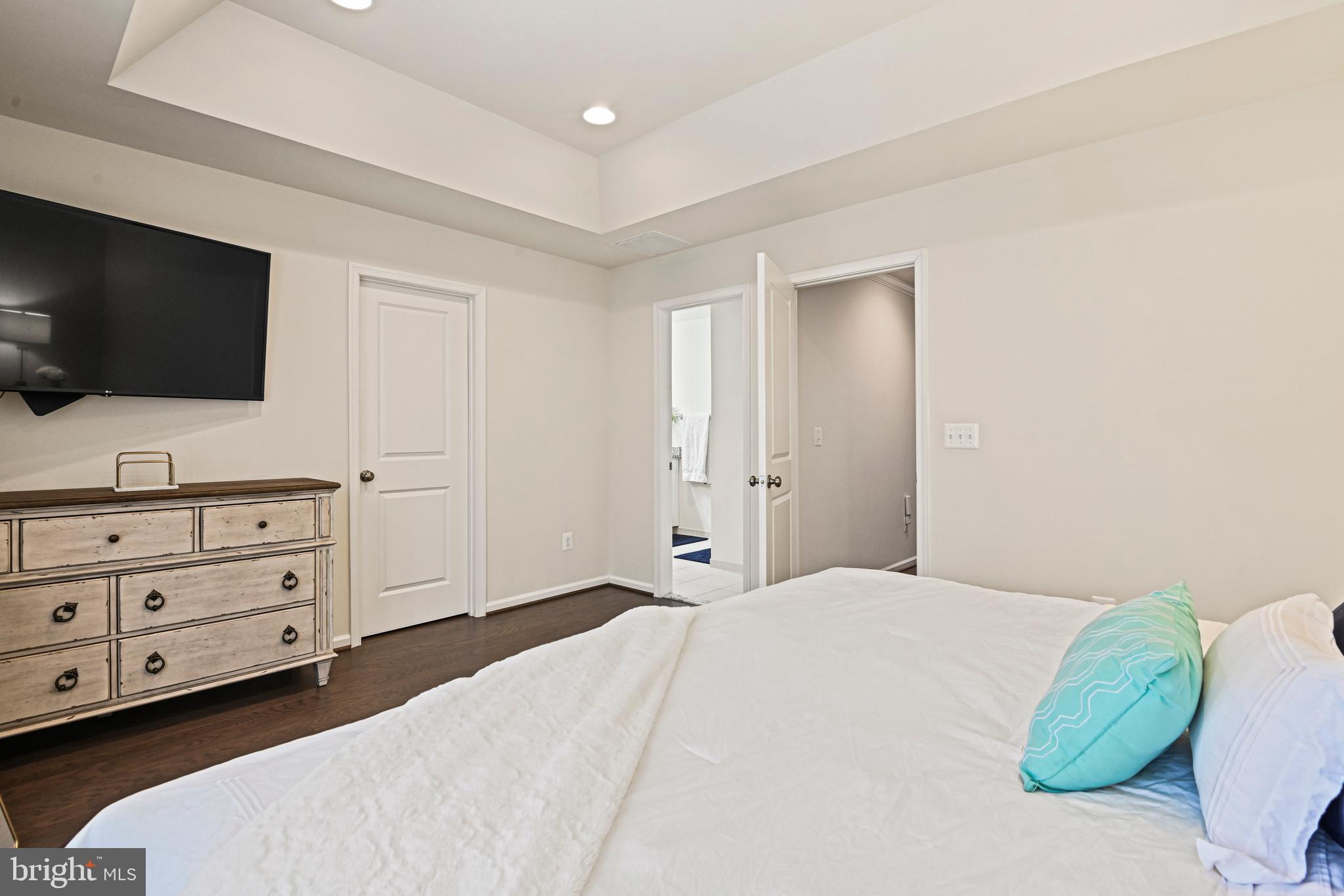 GLASCOCK FIELD AT STONE RIDGE - Residential