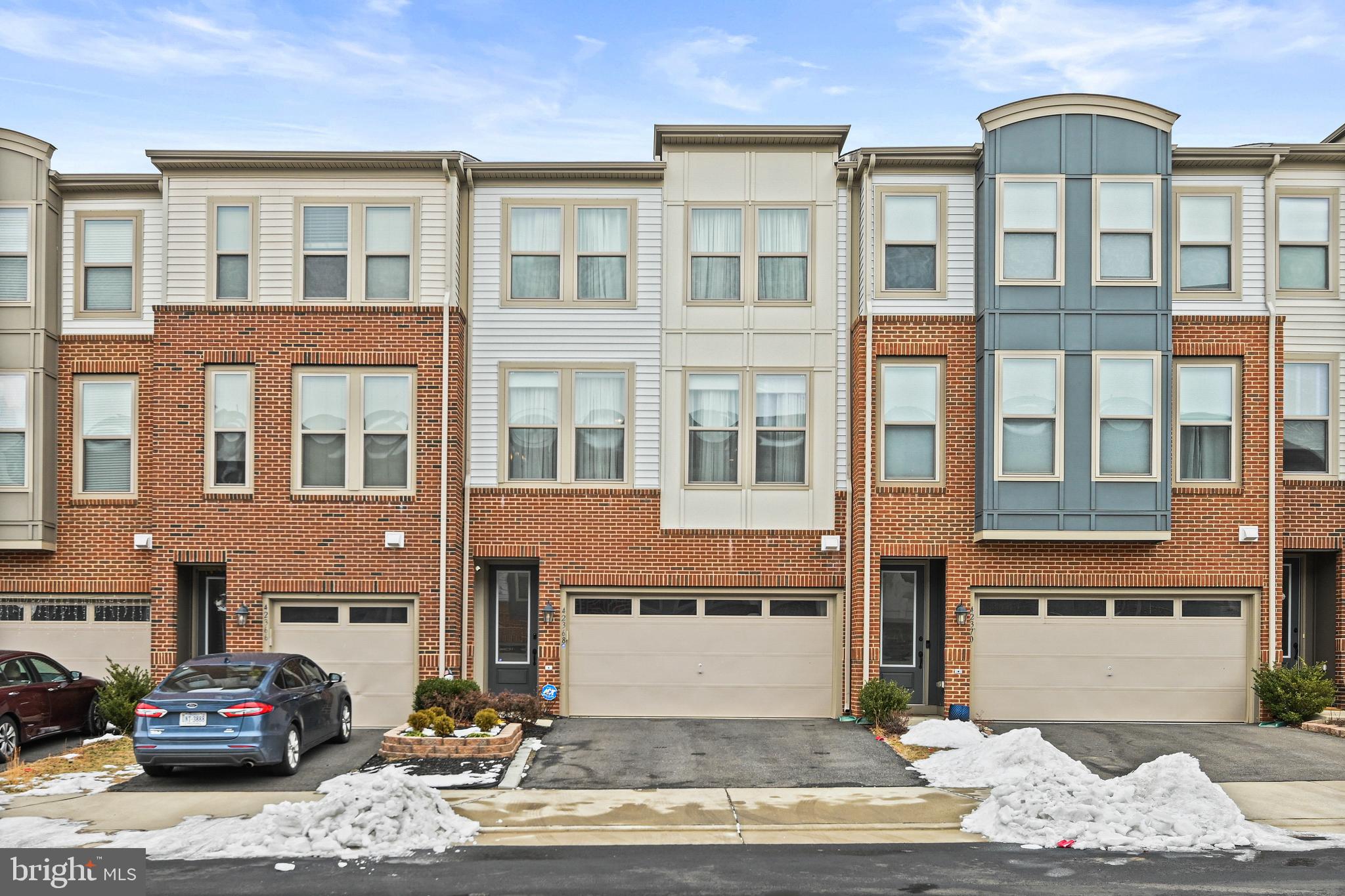 GLASCOCK FIELD AT STONE RIDGE - Residential