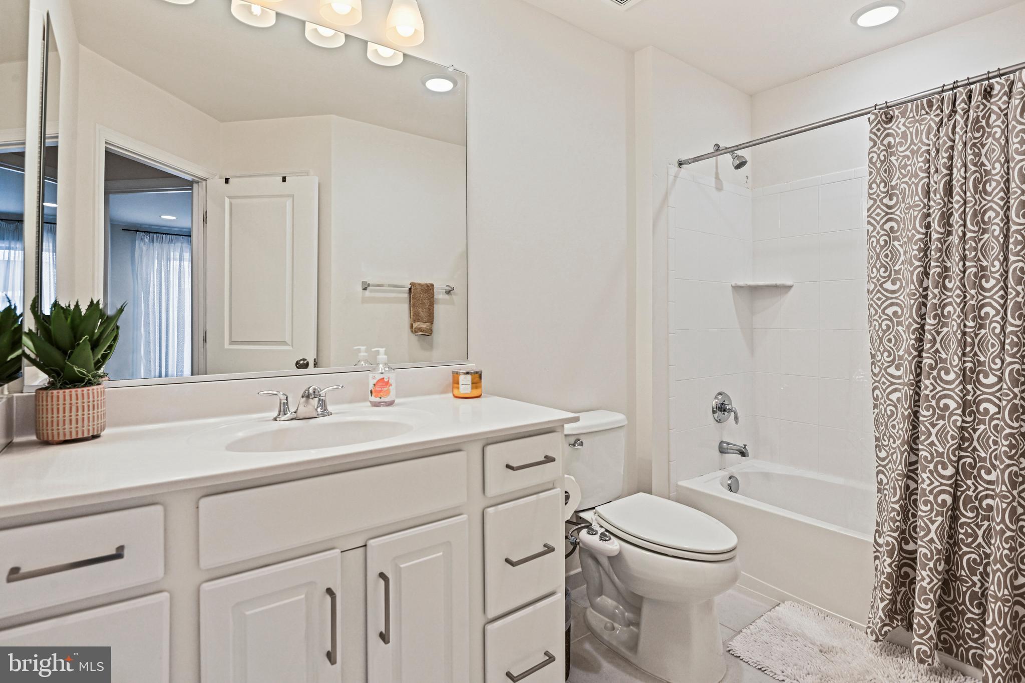 GLASCOCK FIELD AT STONE RIDGE - Residential