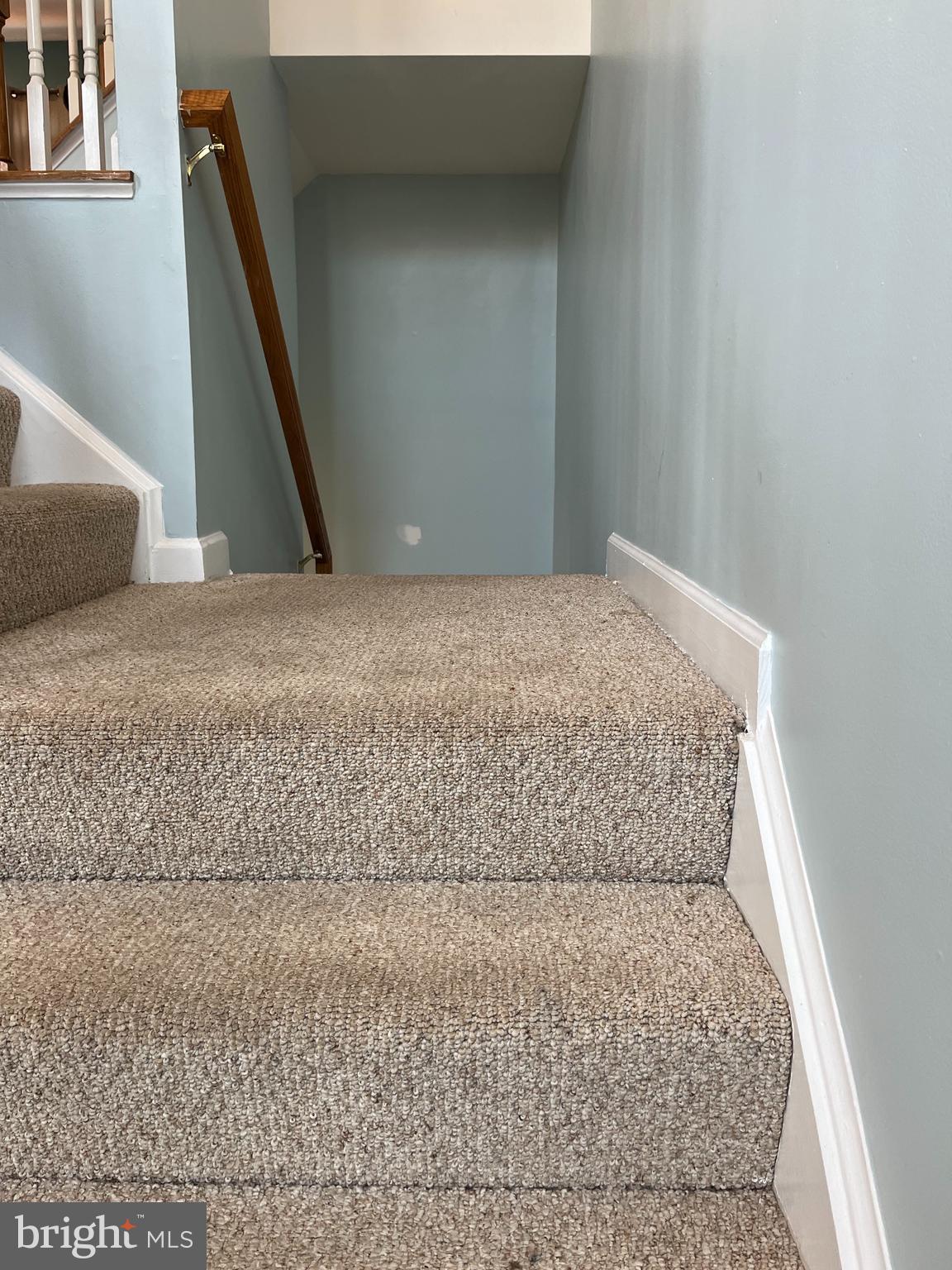 BLOOMS MILL - Residential Lease