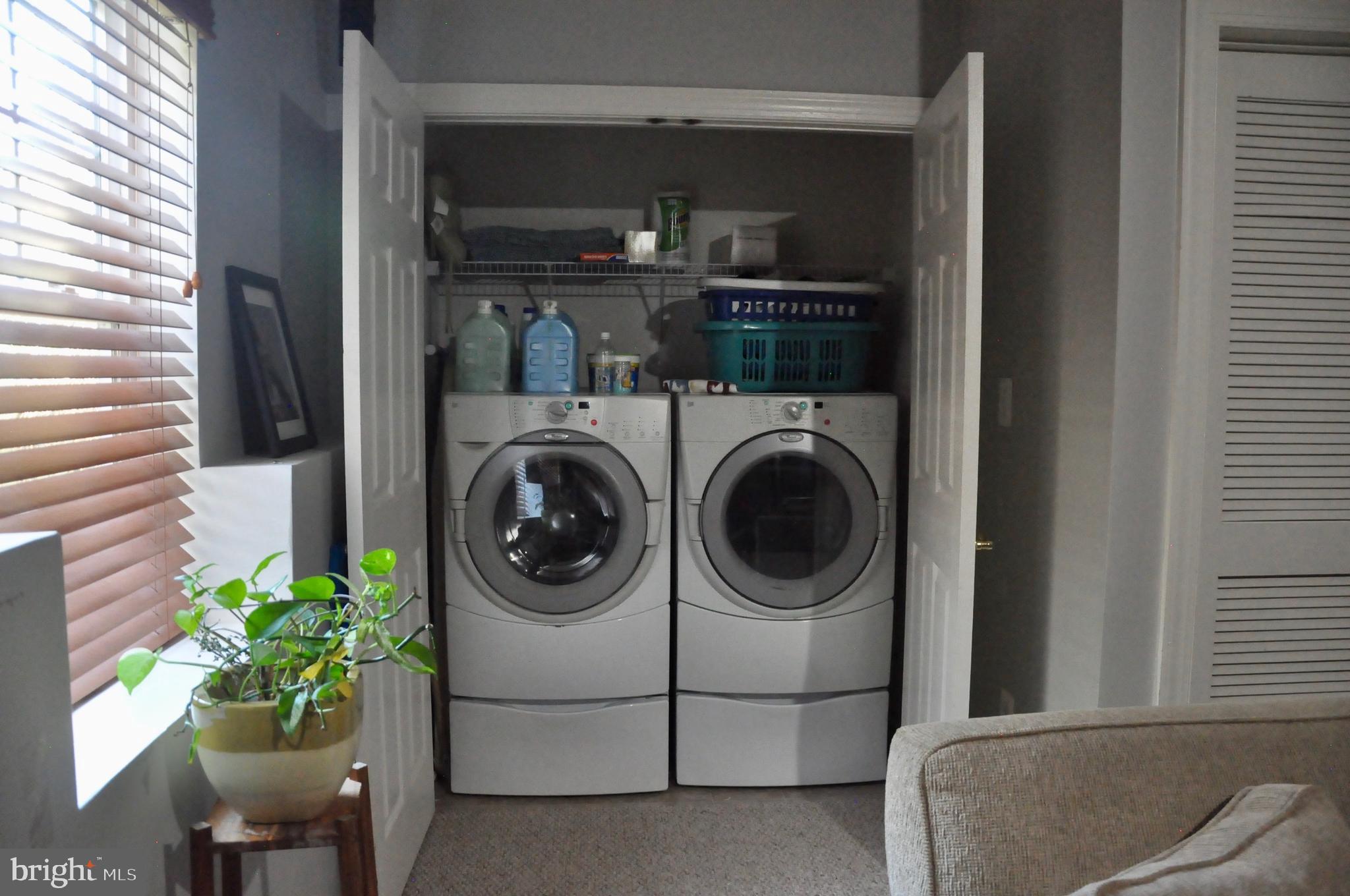 BLOOMS MILL - Residential Lease