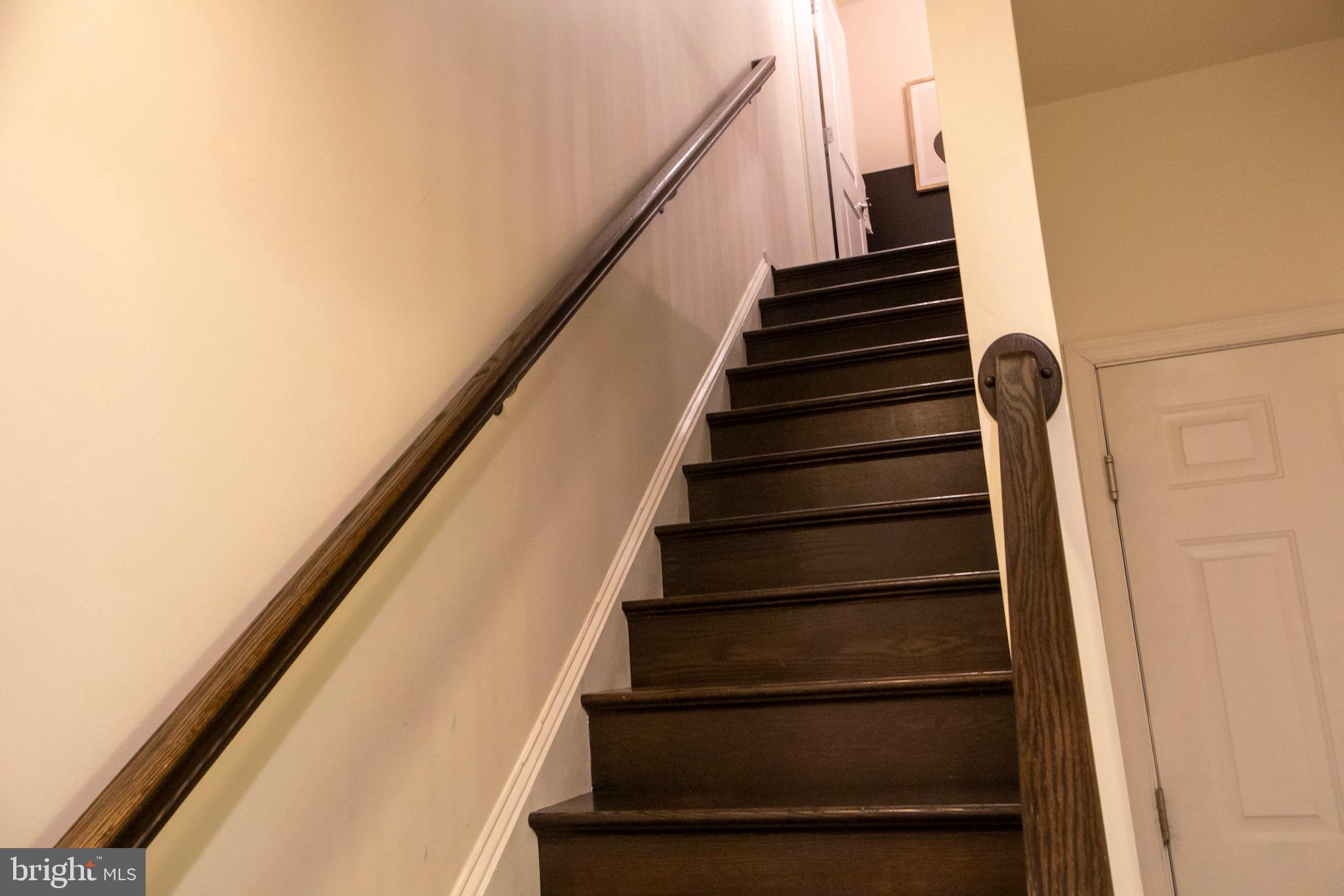 CAMBRIA SQUARE - Residential Lease