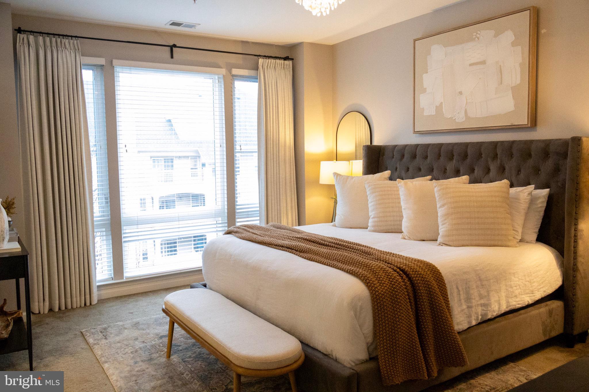 CAMBRIA SQUARE - Residential Lease