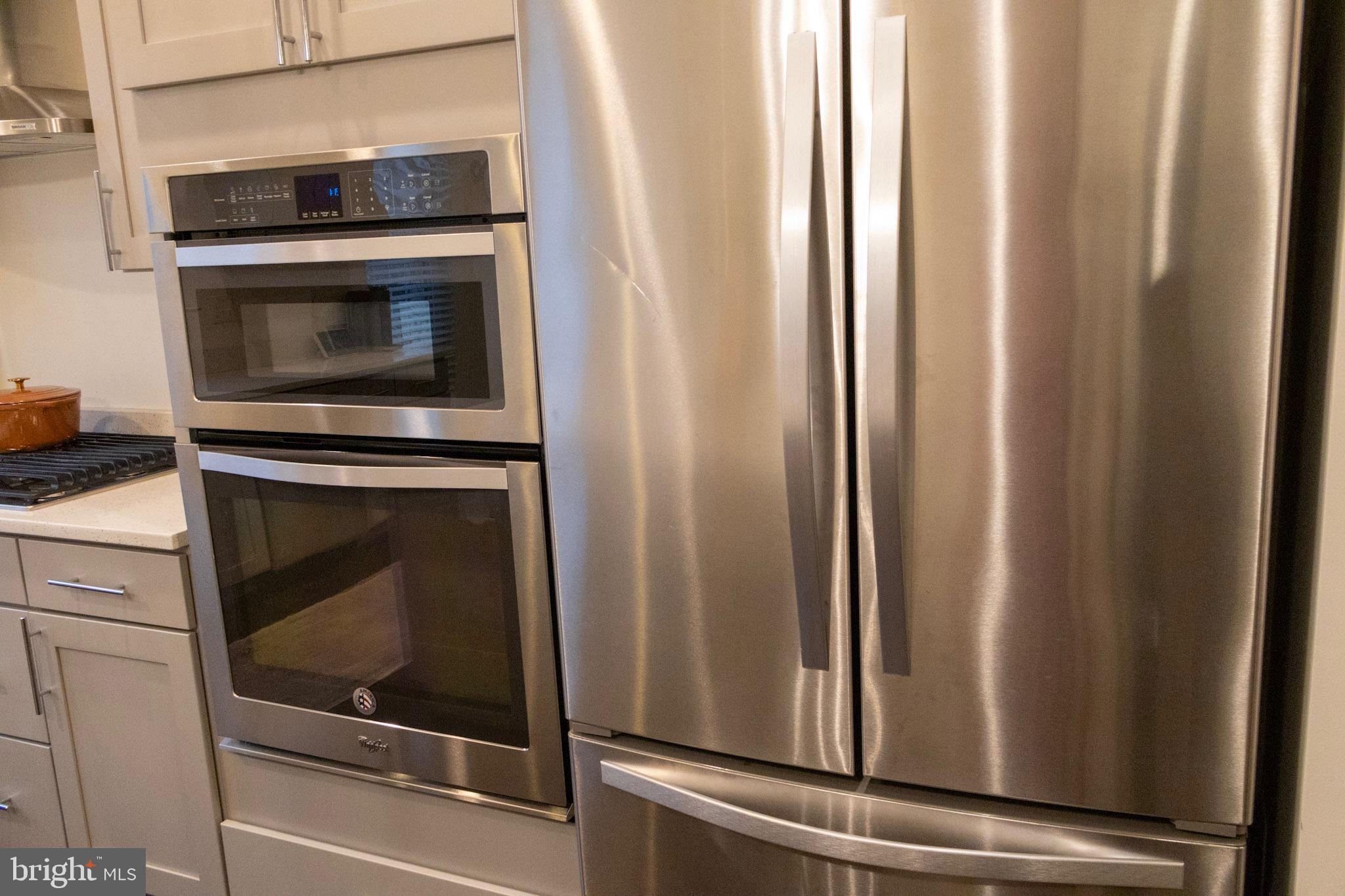 CAMBRIA SQUARE - Residential Lease