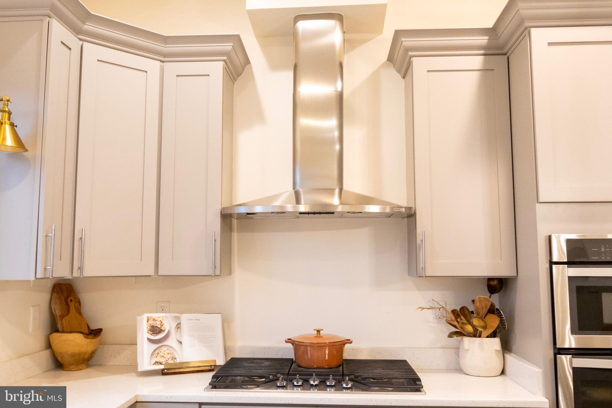 CAMBRIA SQUARE - Residential Lease