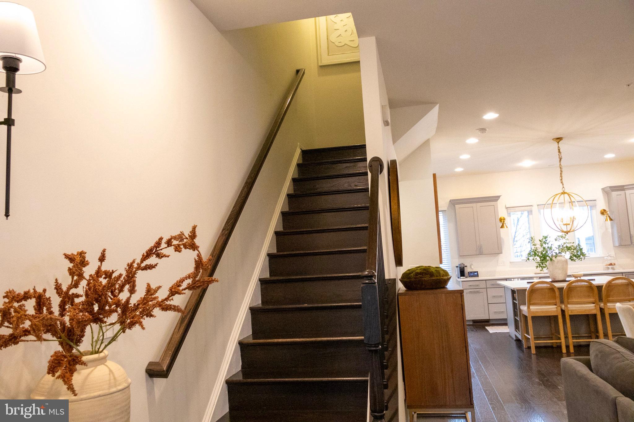 CAMBRIA SQUARE - Residential Lease