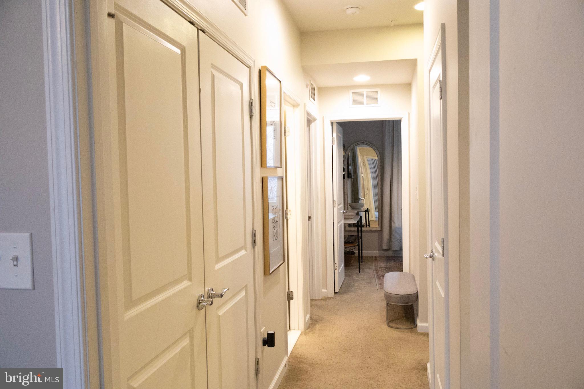 CAMBRIA SQUARE - Residential Lease