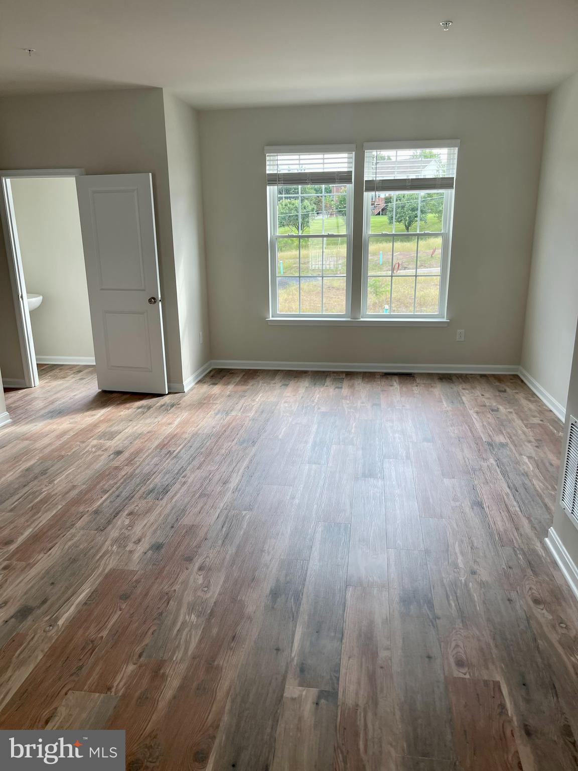 TUSCARORA CREEK - Residential