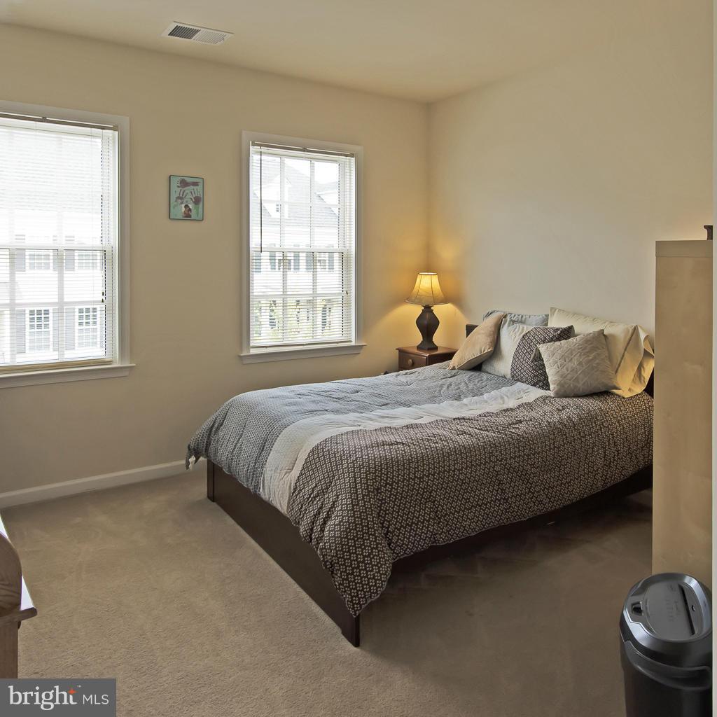 NEW BRISTOW VILLAGE - Residential Lease