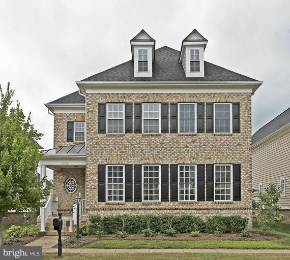 NEW BRISTOW VILLAGE - Residential Lease