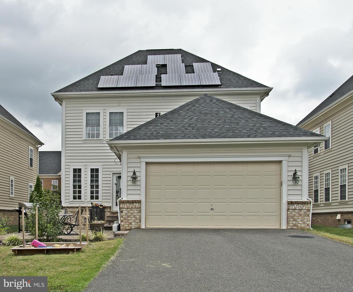 NEW BRISTOW VILLAGE - Residential Lease