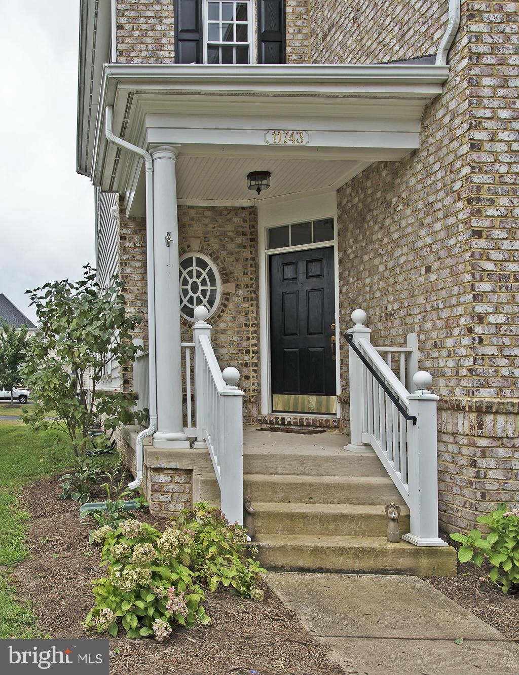 NEW BRISTOW VILLAGE - Residential Lease
