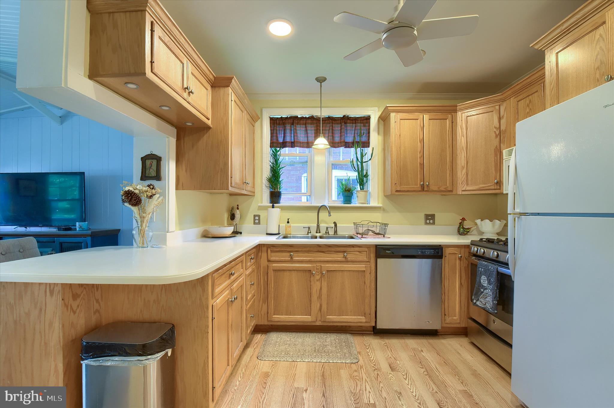 CAMP HILL BOROUGH - Residential
