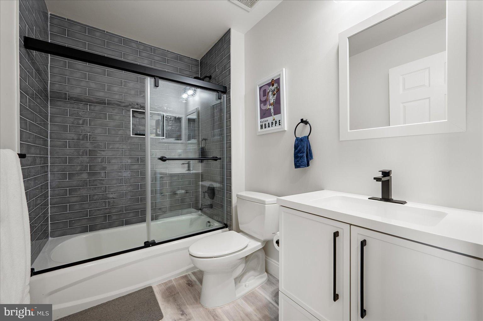 SHENSTONE - Residential